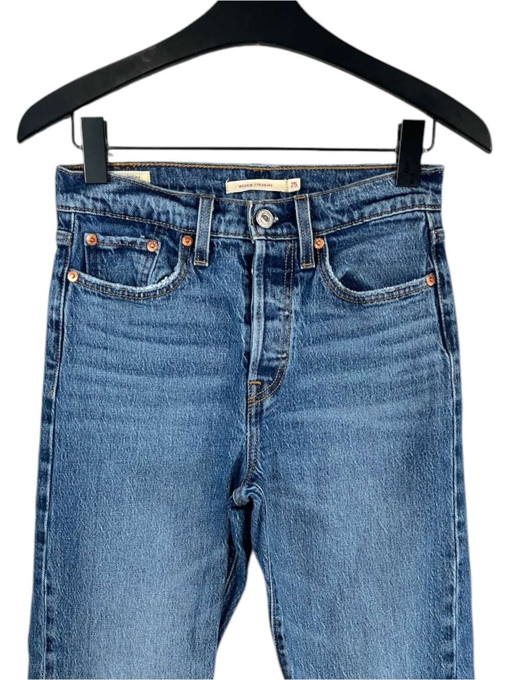 Levi’s Wedgie Straight Ankle Jean 
Women’s size 25 x 28 in Medium Wash - Picture 3 of 7